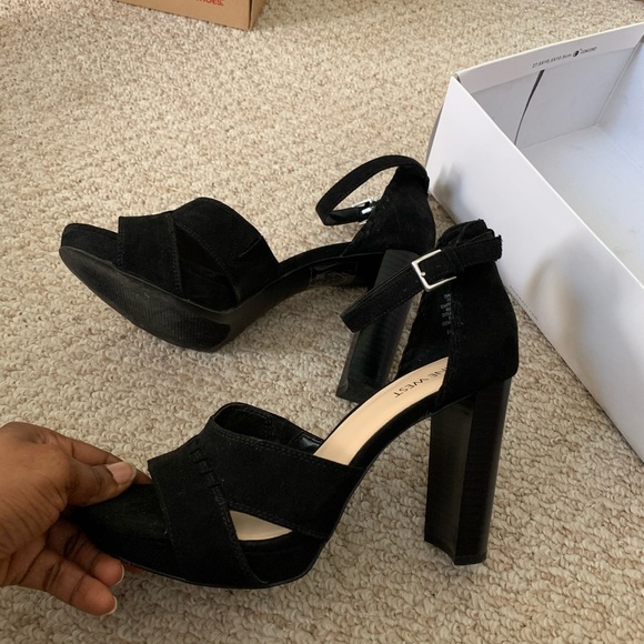 Nine West Dreamao black chunky heel sandal - Picture 3 of 5